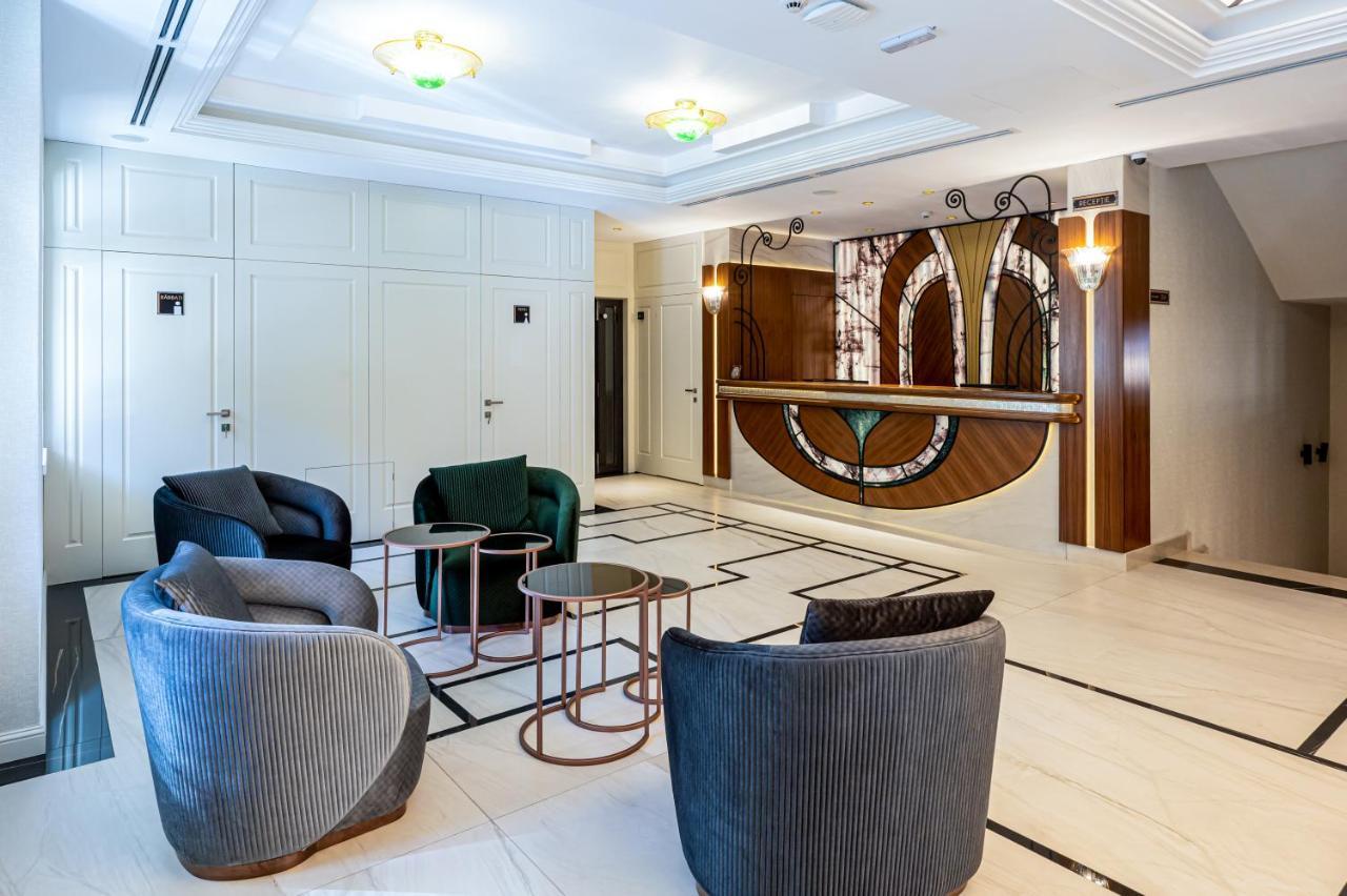 Hotel Carolin Călimăneşti Buitenkant foto